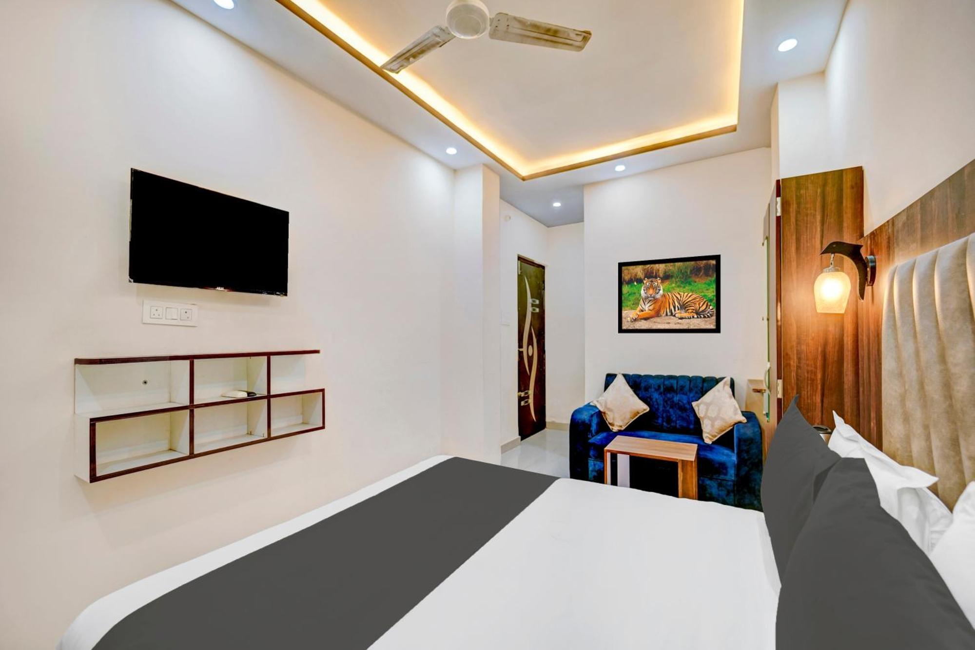 Super Townhouse Anisabad Near Mahavir Sansthan Khagaul Exterior foto